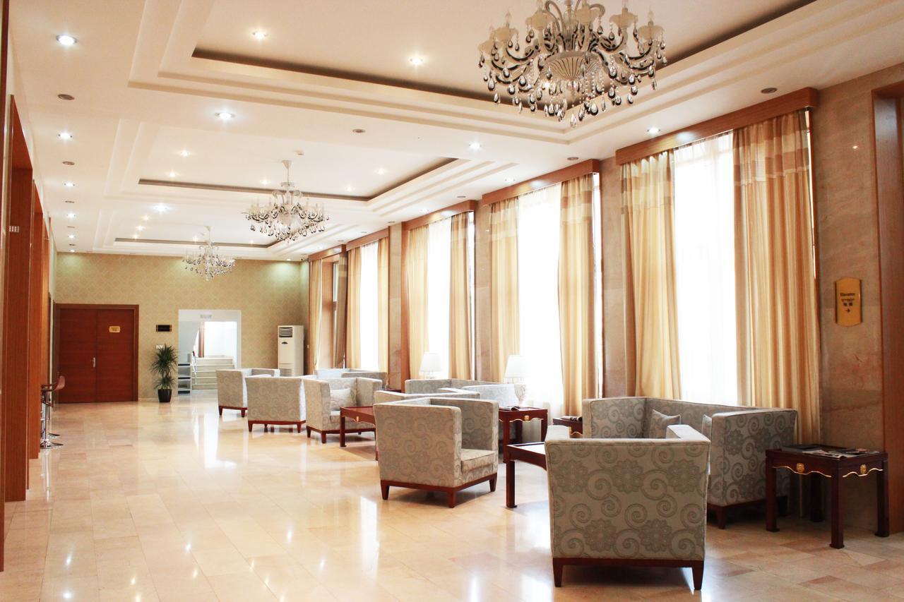Dormitory Hualing Тбилиси Екстериор снимка