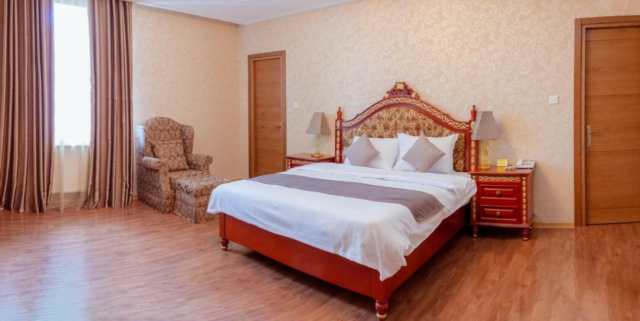 Dormitory Hualing Тбилиси Екстериор снимка