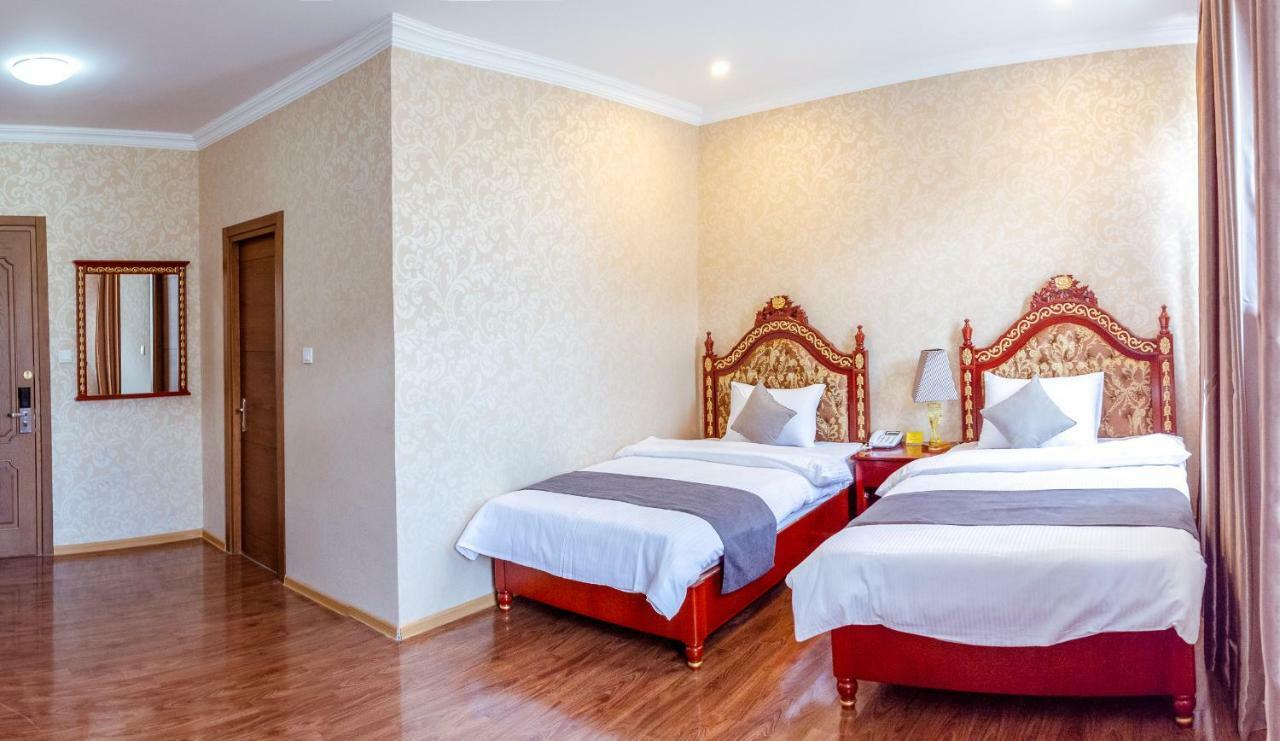 Dormitory Hualing Тбилиси Екстериор снимка