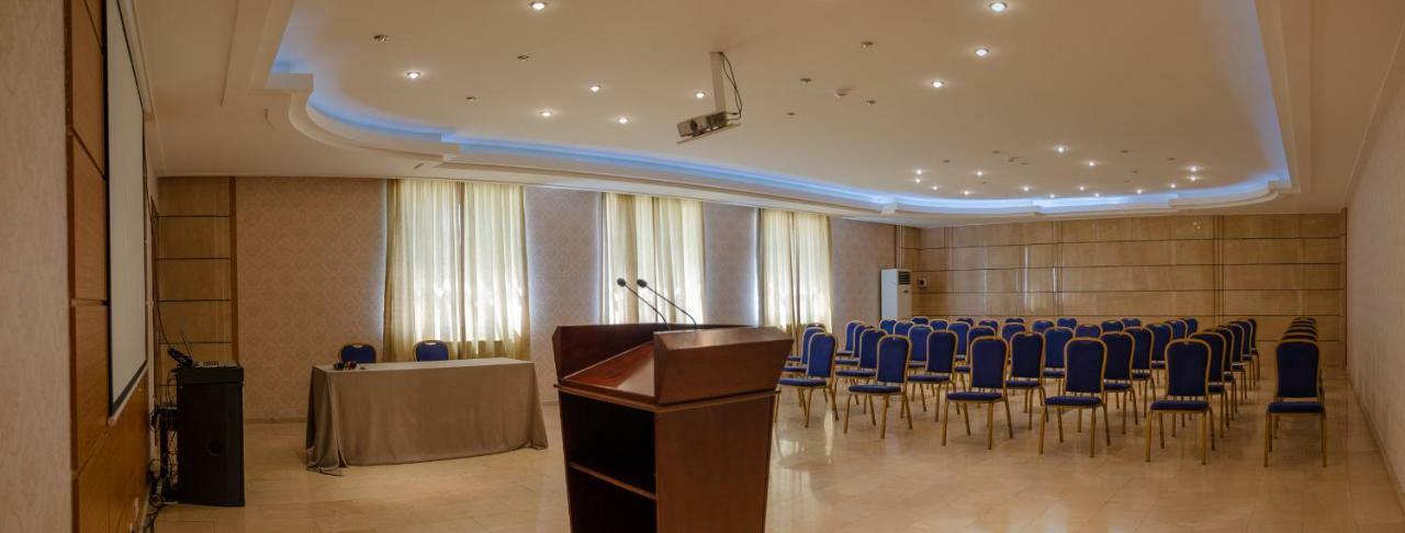 Dormitory Hualing Тбилиси Екстериор снимка
